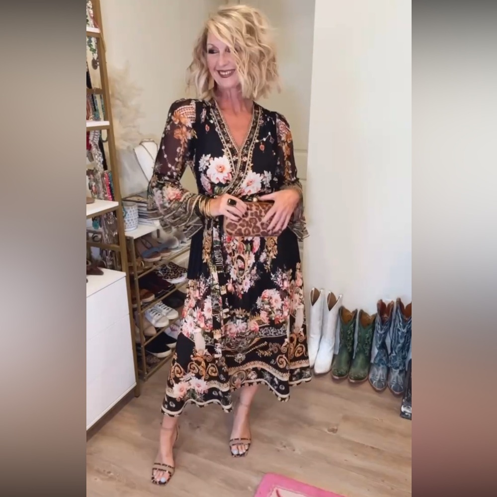 Chic Black Floral Long Sleeve Silk Dress - Picture 5 of 15
